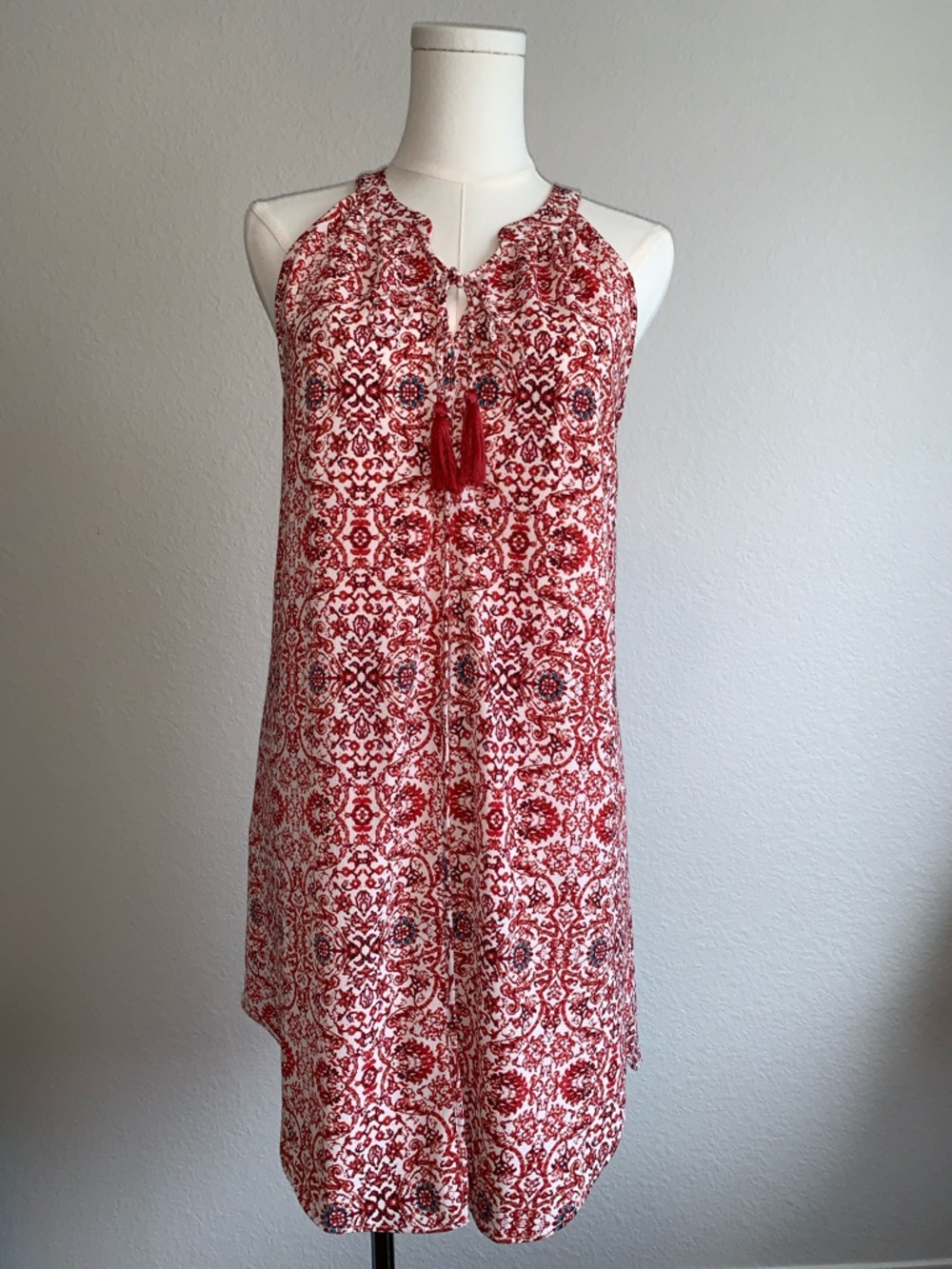 C&E Coral and Teal Printed Halter Dress with Tassel Neck Tie size Small